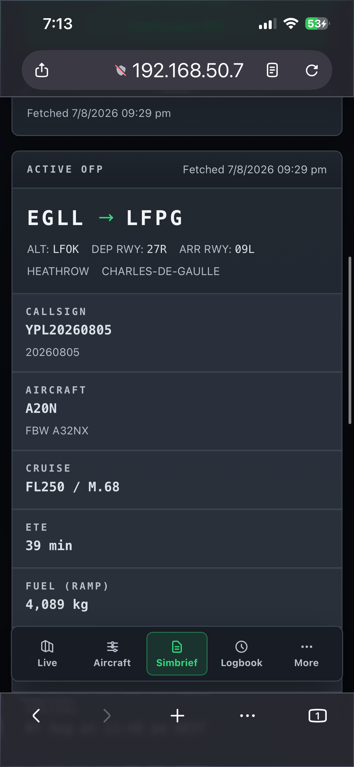 Flight Fabric mobile SimBrief view showing the active operational flight plan